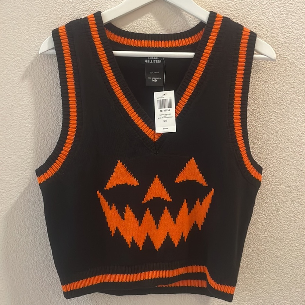 Women’s V-neck jack-o’-lantern vest - Picture 5 of 8
